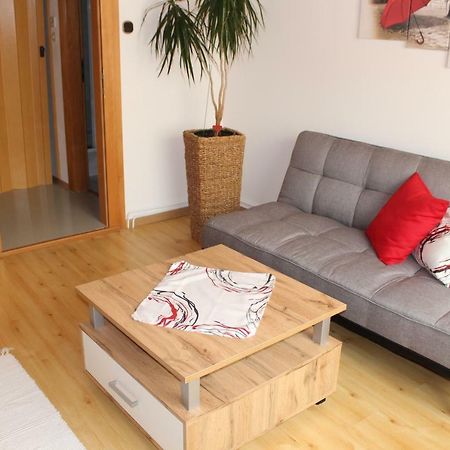 Appartement "Blumengassl" Moerbisch Am See Exterior photo